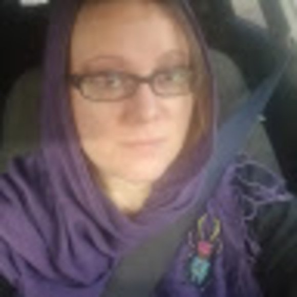 Meet your Posher, Amyla - Picture 1 of 1